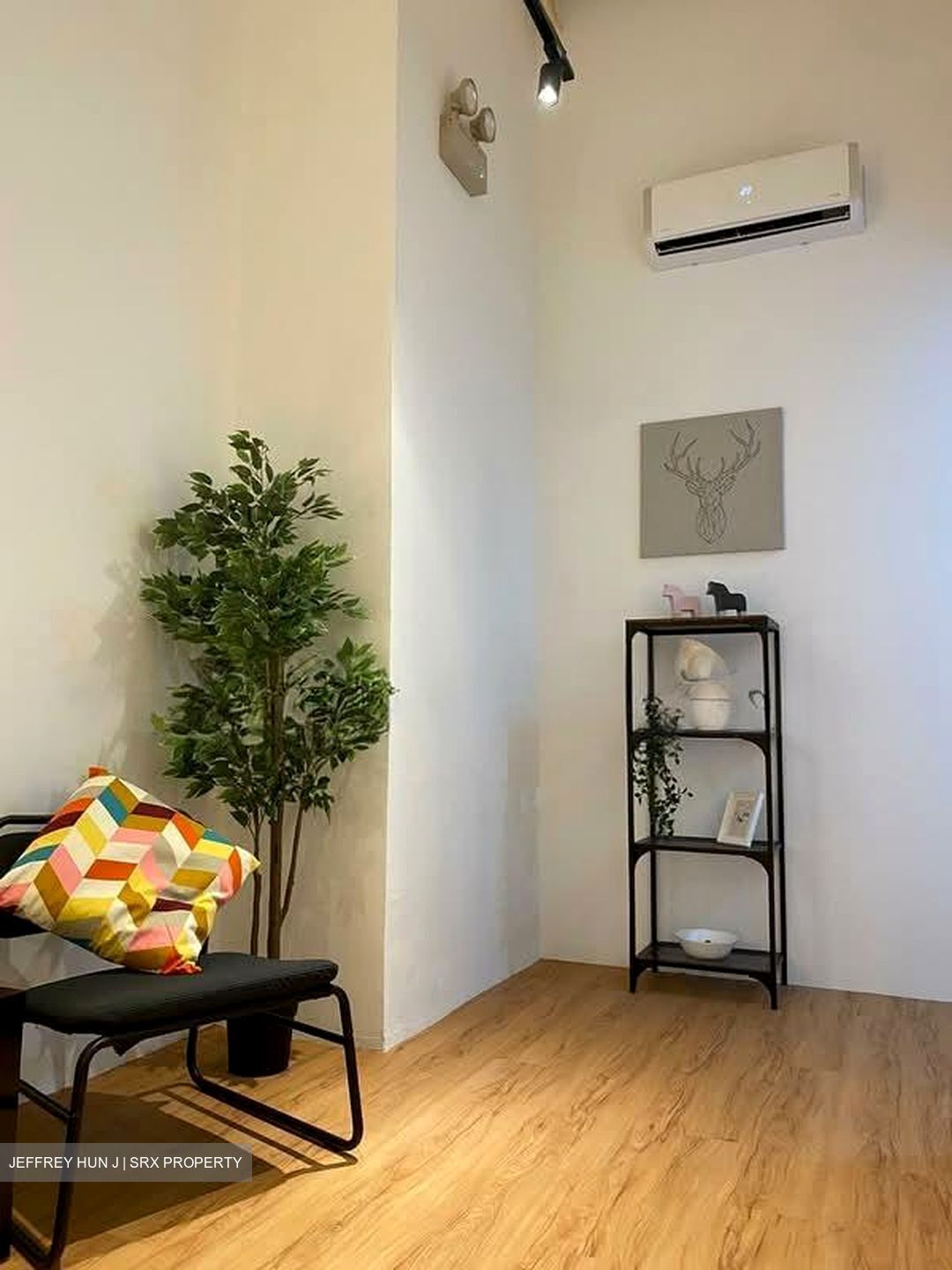 Toh Guan Centre (D22), Office #532426021